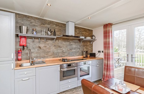 Pickering Ski Chalet | Luxury lodge with one double, ideal for couples.