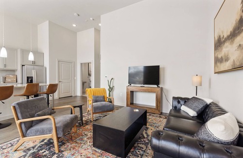 Windsor Park Apartment | Luxury Loft Style Apartment