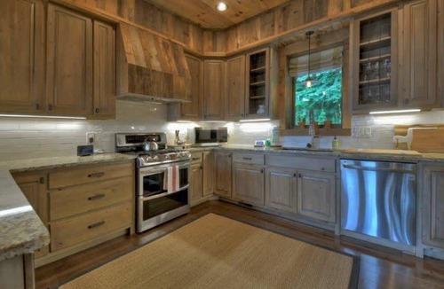 Cherry Log Cabin | Luxury Looks | Free Night Offer!