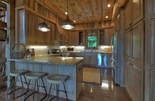 Cherry Log Cabin | Luxury Looks | Free Night Offer!