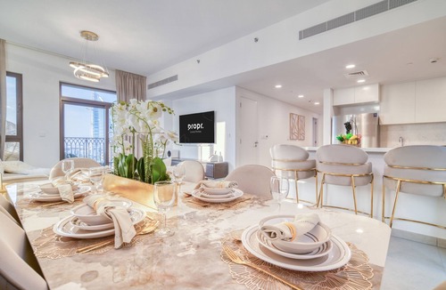Umm Suqeim 3 Apartment | Luxury Madinat Living 2BR|Sea and Burj Al Arab Views