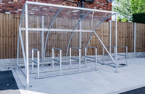 Cheadle Apartment | Luxury Manchester Apartment - Blue