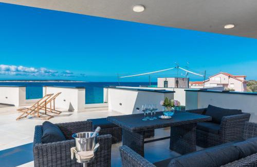 Kolan Apartment | Luxury Mandre Penthouse