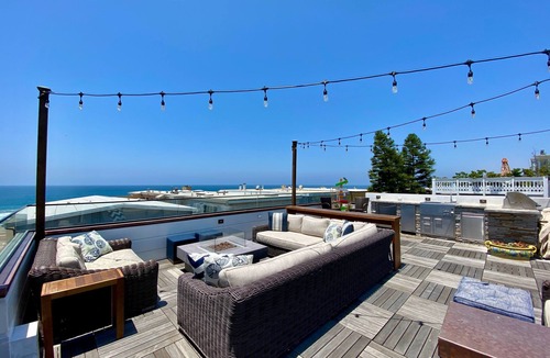 The Strand House | Luxury Manhattan Beach Home Steps from the Sand + Rooftop Deck