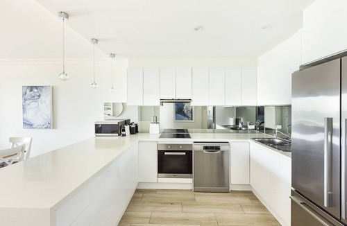 Manly Apartment | Luxury Manly Beachfront Apartment 3bdrs/2 bathrooms