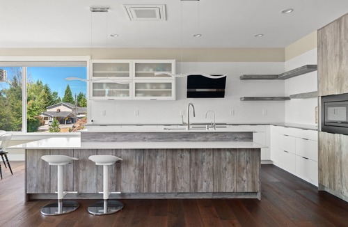 White Center House | Luxury mansion in West Seattle.