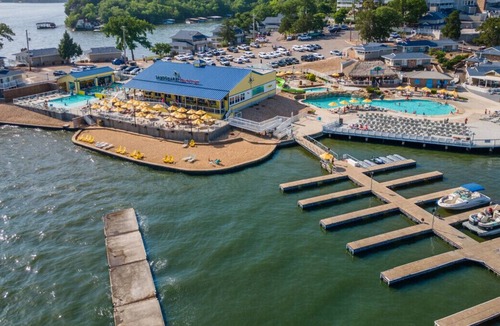 Osage Beach House | Luxury Margaritaville Retreat!