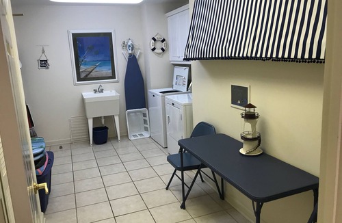 Arcadian Shores Condo | Luxury Margate 4bdrm condo in Kingston Resorts! Book now-reserve your vacation!