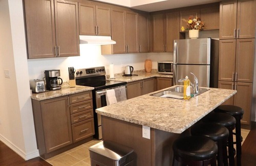 Markham House | "Luxury Markham home: mins to Toronto, plazas nearby