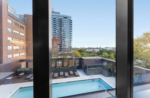 Bath Beach Apartment | Luxury Meets Comfort: Upscale Studio in Brooklyn