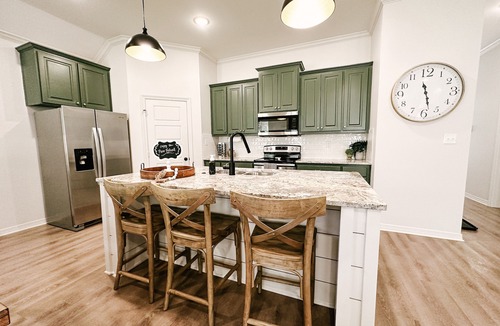 Tyler House | Luxury meets Cozy New Build