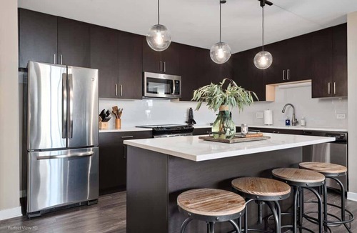 Rush and Division Apartment | Luxury Meets Fun: Downtown PH w/Private Game Room