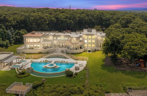Belle Terre House | Luxury Mega Mansion