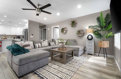 East Mesa House | Luxury Mesa Escape wPool