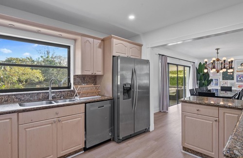 Golden Glades House | Luxury Miami Waterfront Retreat | Private Dock