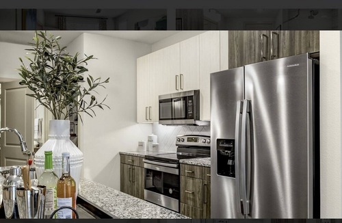 Northeast Houston Apartment | Luxury Mid-rise Apartments with Clubhouse