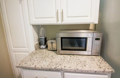 Hattiesburg House | Luxury Midtown Home - Only a few blocks from FGH