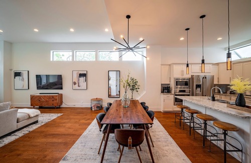 Midtown House | Luxury Midtown Houston Home w/Rooftop Skyline Views