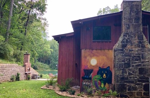 Blacksburg House | Luxury Mill Creek Cabin in Blacksburg