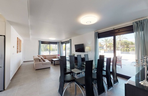 San Juan de Alicante Ski Chalet | Luxury Modern & Sunny Villa
