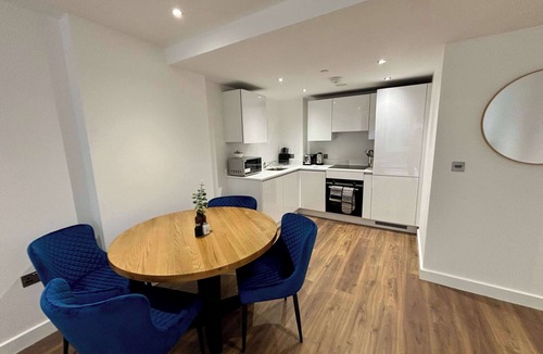 Bracknell Apartment | Luxury Modern 1 bed, Central Bracknell