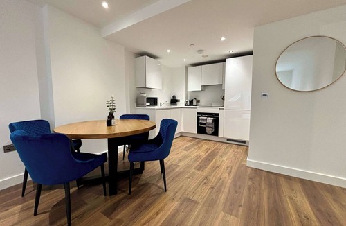Bracknell Apartment | Luxury Modern 1 bed, Central Bracknell