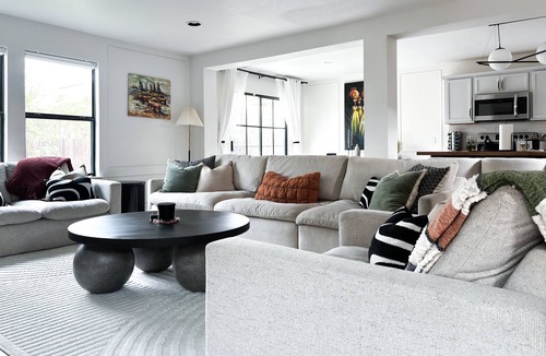Berdoll Farms House | Luxury modern 3 bedroom house near the airport