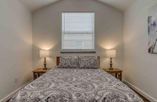 Central Oklahoma City House | Luxury Modern 3BR - Private Primary Suite!
