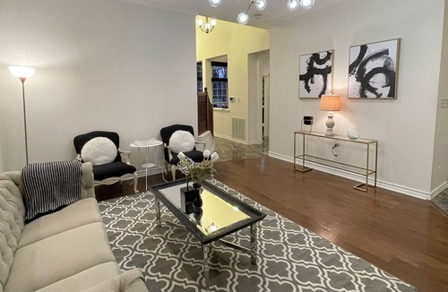 North Central Carrollton House | Luxury,Modern 6beds,5BR, 4BA Home w/Great Location