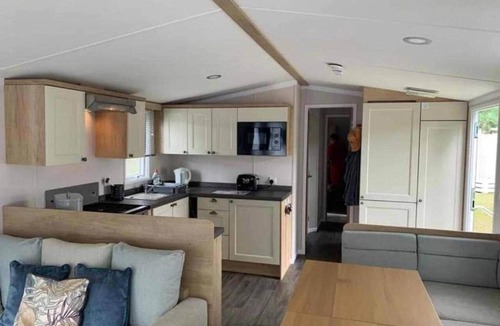 Ringwood House | Luxury Modern Family Lodge, Pools & Activity Pass