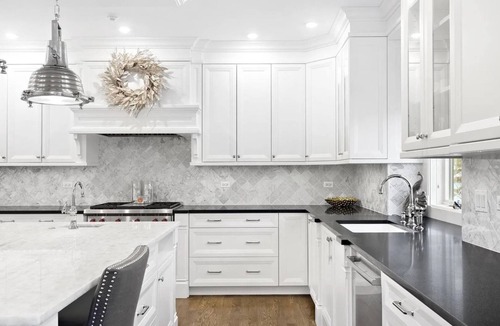 Elmhurst House | Luxury Modern Farmhouse