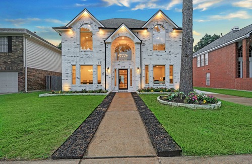 Memorial Parkway House | Luxury Modern Farmhouse + Game Room + Chef Kitchen
