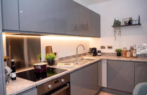 Barnt Green Apartment | Luxury Modern, One bedroom Flat