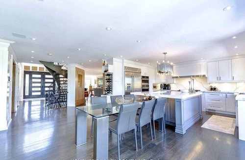 Richmond Hill House | Luxury Modern Retreat in Richmond Hill