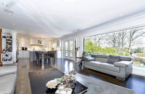 Richmond Hill House | Luxury Modern Retreat in Richmond Hill