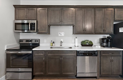 Murfreesboro Apartment | Luxury Modern Stay Central Location Stylish 2-Bedroom Apt