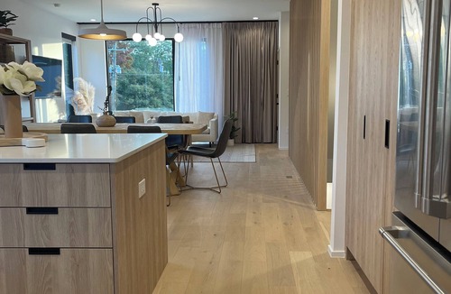 Greenville Downtown House | Luxury Modern Townhome w/Rooftop Terrace