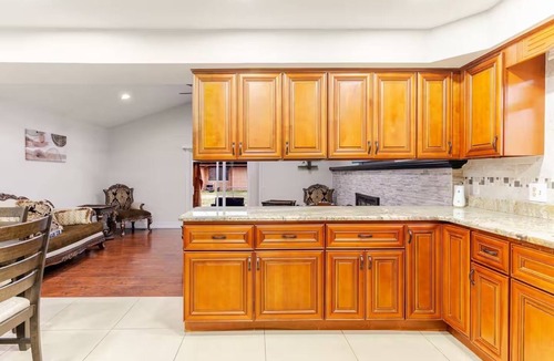 Sterling Heights House | Luxury Modern House Amazing location