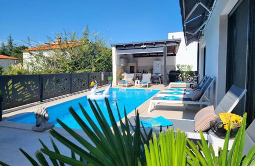 Vrvari Villa | Luxury modern Villa "Keti"-Private Pool & Garden