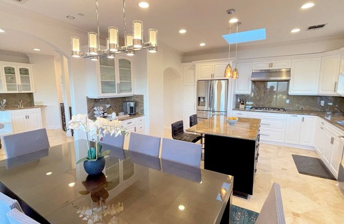 Woodland Hills House | Luxury Modern w/Great LA Views