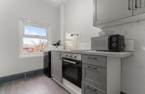 Moseley Apartment | Luxury Moseley Studio - 8