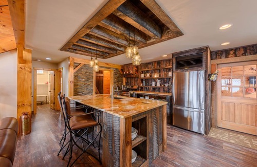 Banner Elk Cottage | Luxury Mountain Cabin with Views