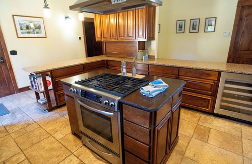 Cooke City-Silver Gate House | Luxury Mountain Retreat Cooke City