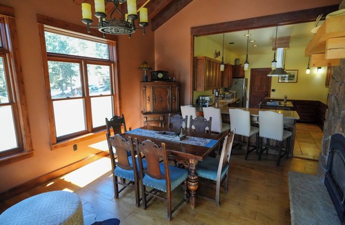 Cooke City-Silver Gate House | Luxury Mountain Retreat Cooke City
