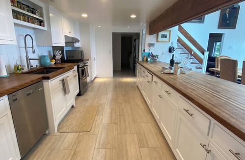 Stratton Mountain House | Luxury Mountain Top House , Hot Tub, Fire Pit & Panoramic Stratton Views