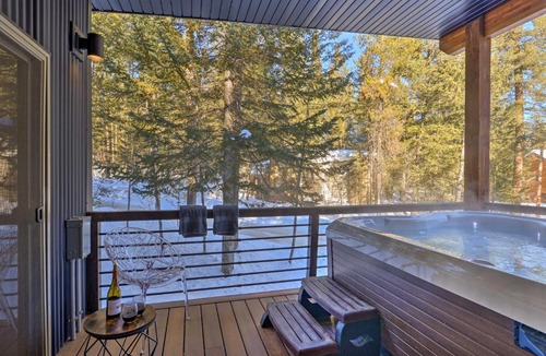 Alpine House | Luxury Mountainside Chalet with Stunning Views