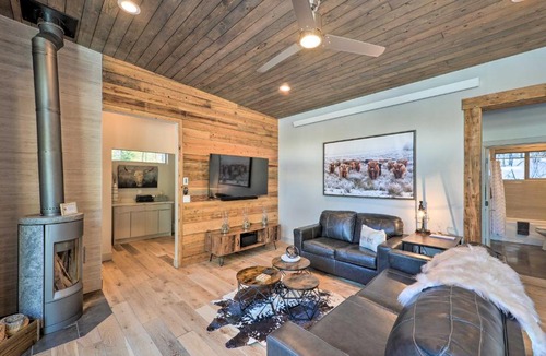 Alpine House | Luxury Mountainside Chalet with Stunning Views