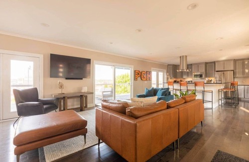 Mount Washington House | Luxury Mountainside with Spectacular Views