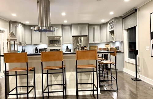 Mount Washington House | Luxury Mountainside with Spectacular City Views