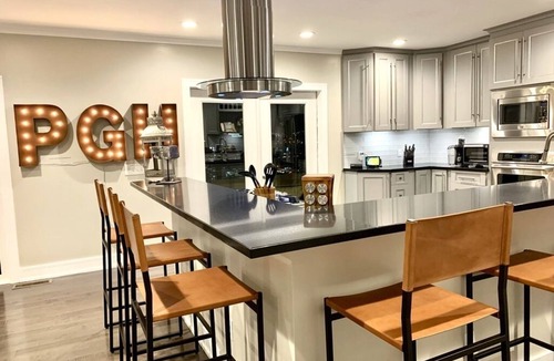 Mount Washington House | Luxury Mountainside with Spectacular City Views